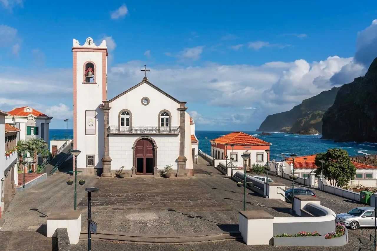 Casa Dos Tercos By An Island Apart São Vicente 0*,  Portugal